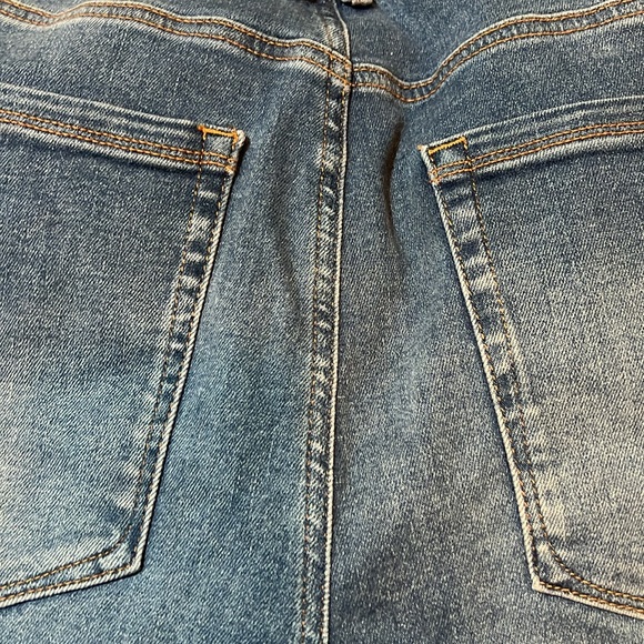 Good American Always Fits Good Legs Straight Leg Jeans. Size 20-26. - Picture 15 of 16